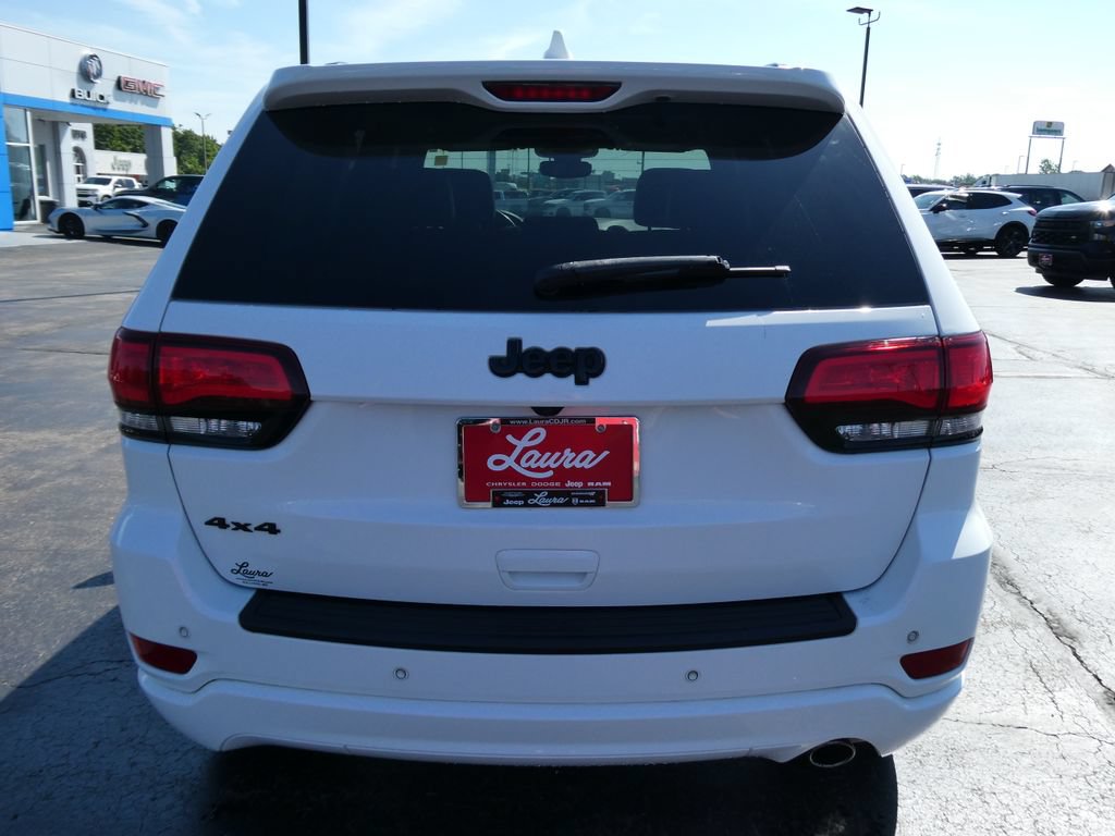 Used 2020 Jeep Grand Cherokee Altitude AWD/4WD image 6