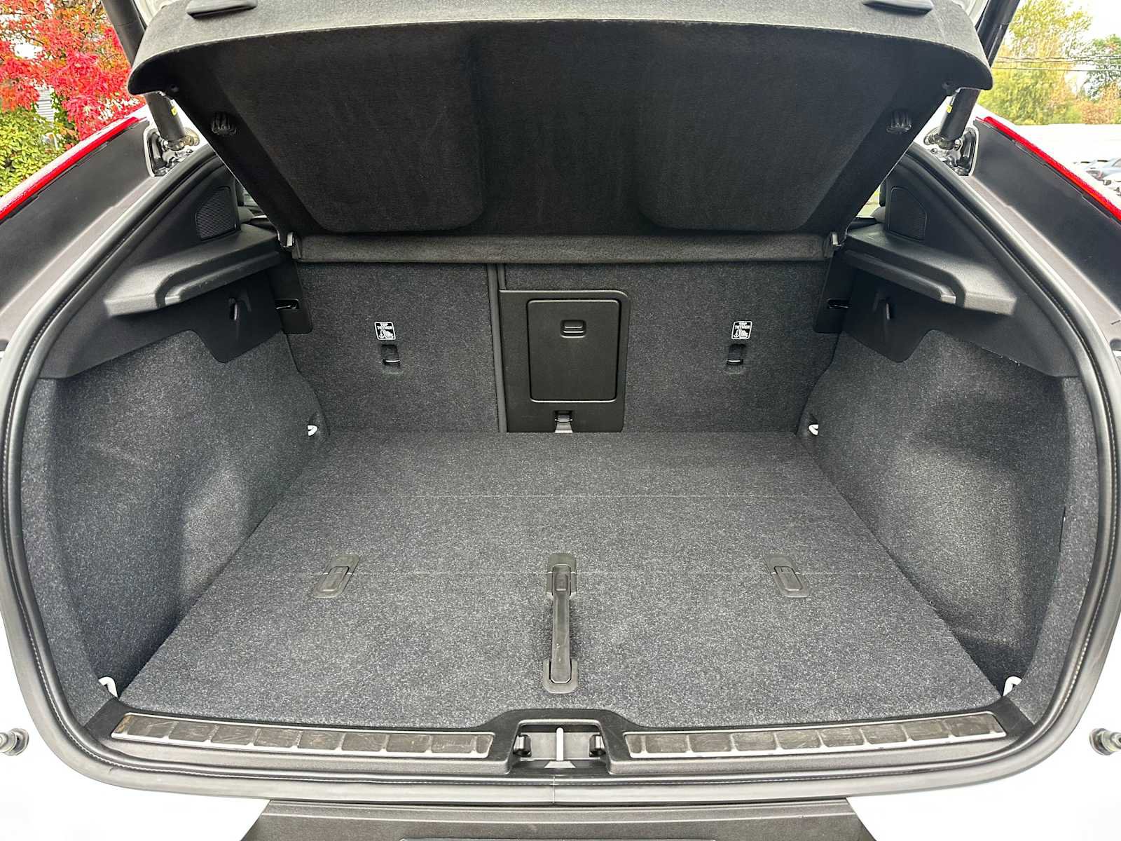 Certified 2023 Volvo C40 P8 Recharge Ultimate image 14