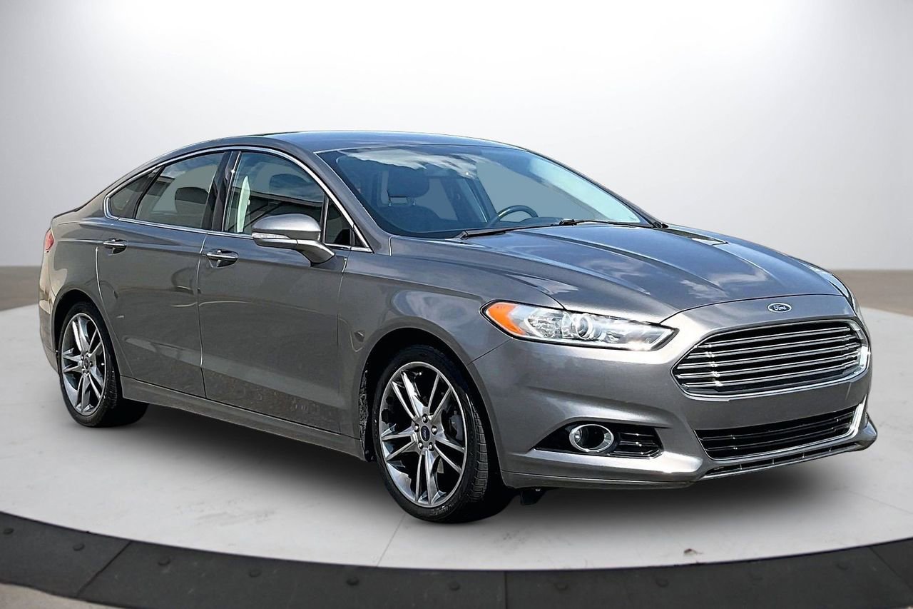 Used 2014 Ford Fusion Titanium FWD image 2