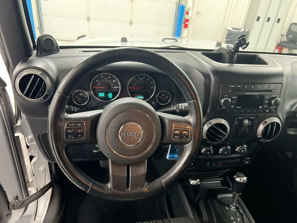 Used 2012 Jeep Wrangler Sport AWD/4WD image 11