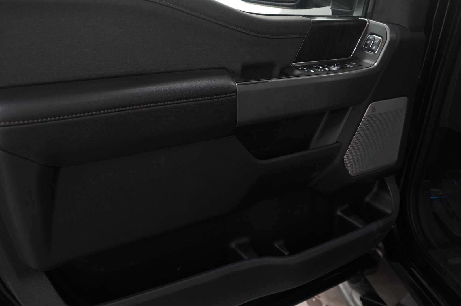 Used 2023 Ford F250 Lariat image 23