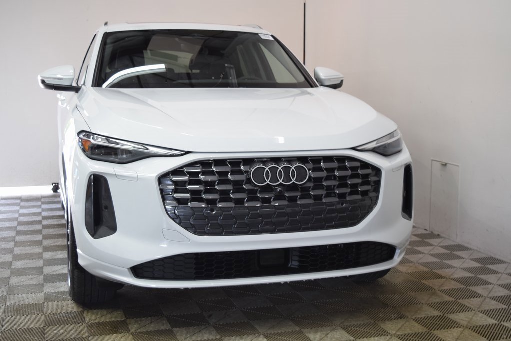 New 2025 Audi Q5 Premium