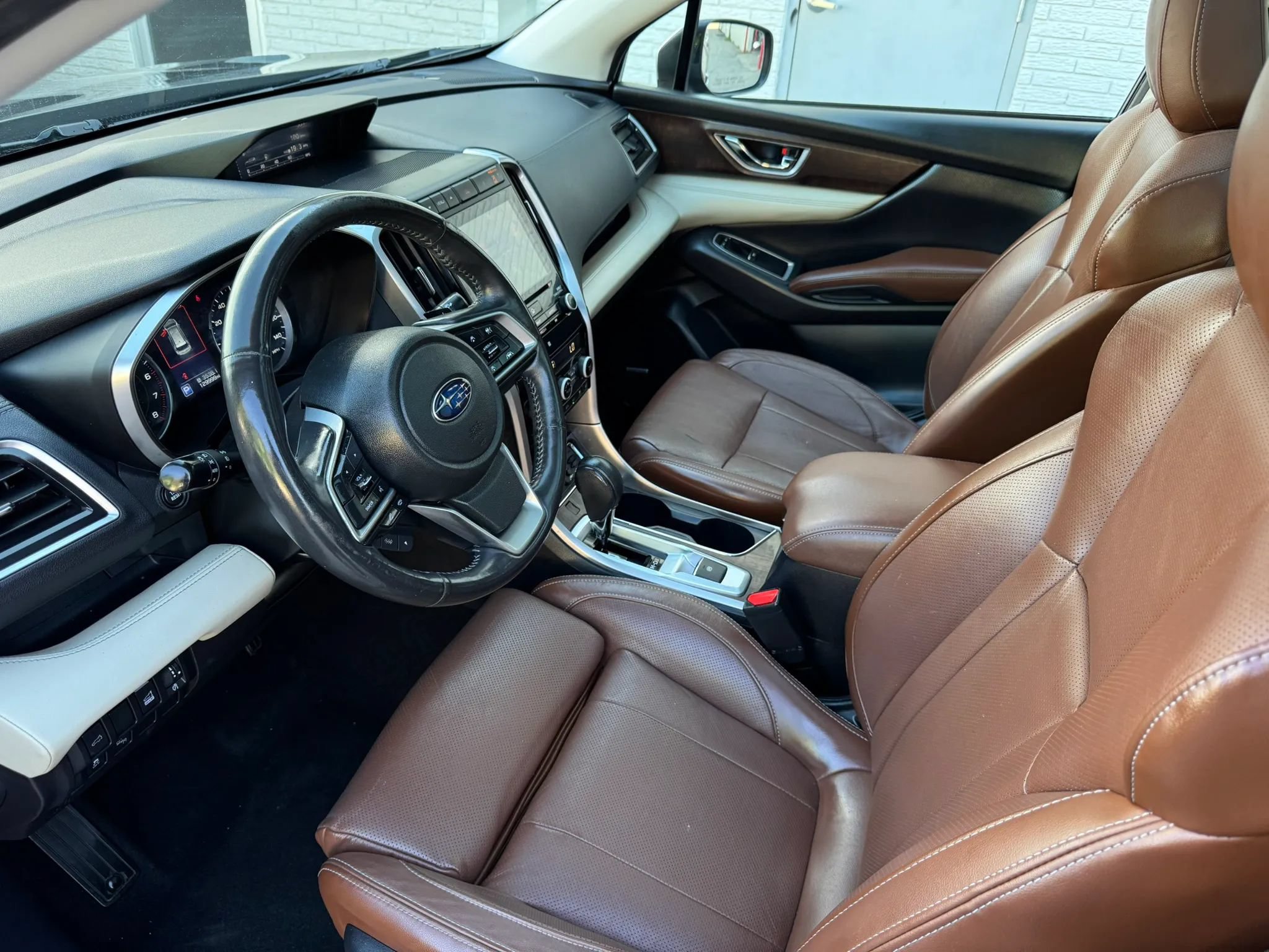 Used 2019 Subaru Ascent Touring AWD/4WD image 14