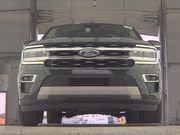 Used 2022 Ford Expedition Limited image 3