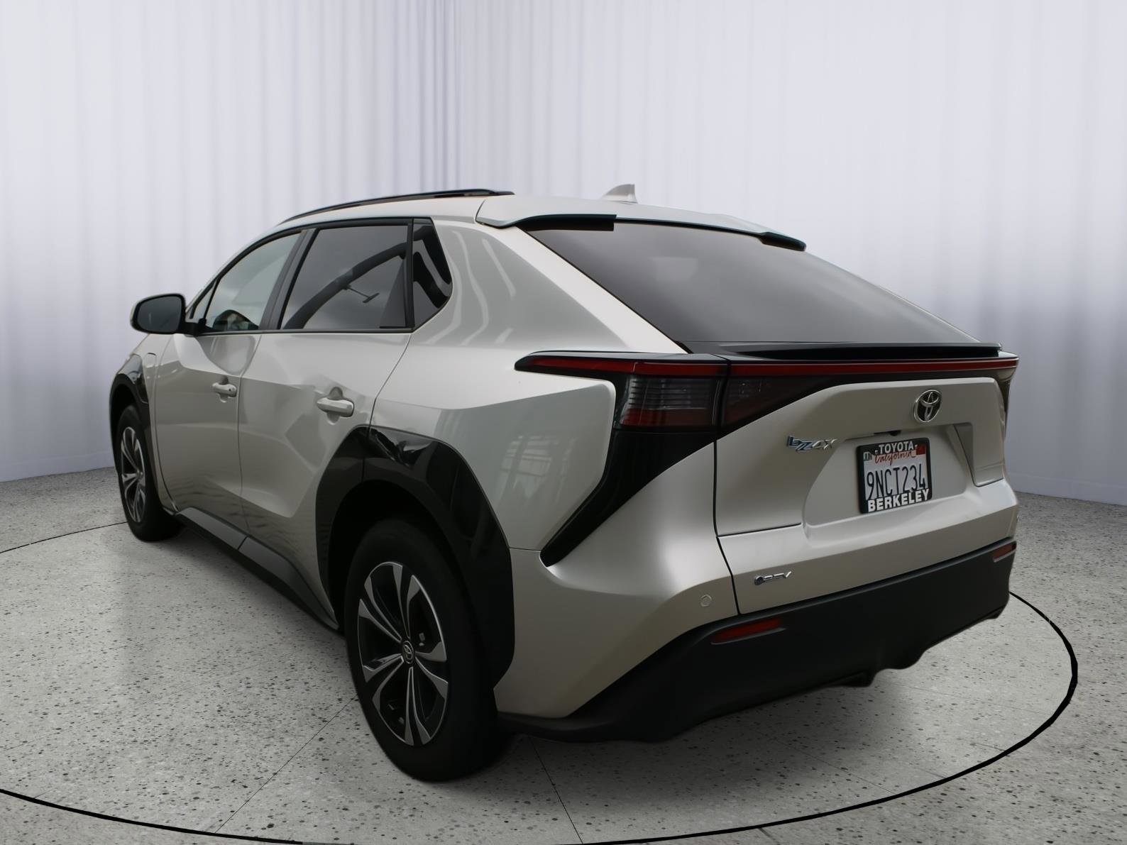 Certified 2024 Toyota bZ4X XLE image 6
