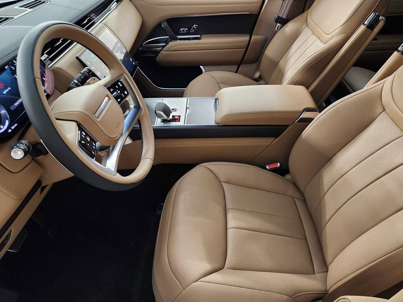 New 2026 Land Rover Range Rover SE AWD/4WD image 13