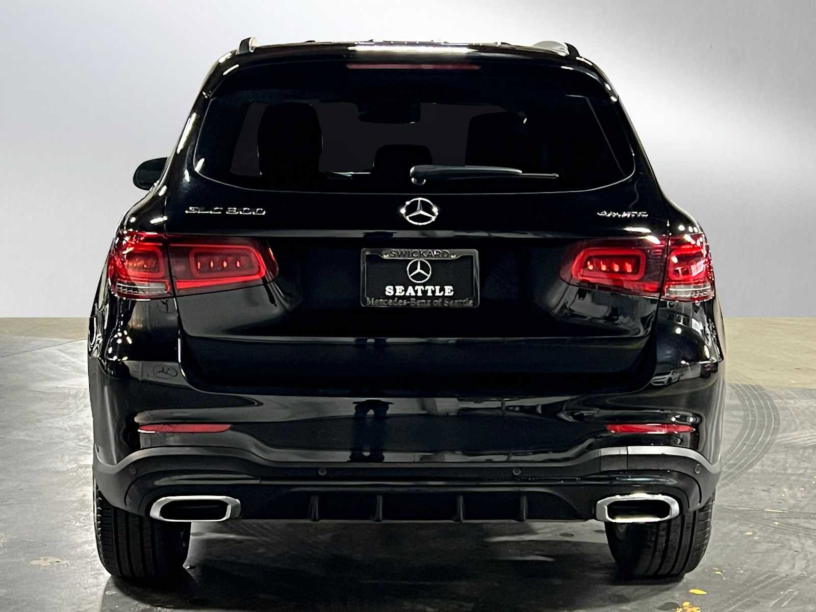 Used 2022 Mercedes-Benz GLC 300 4MATIC image 4