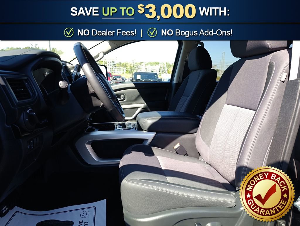 Used 2024 Nissan Titan SV w/ SV Convenience Package image 13