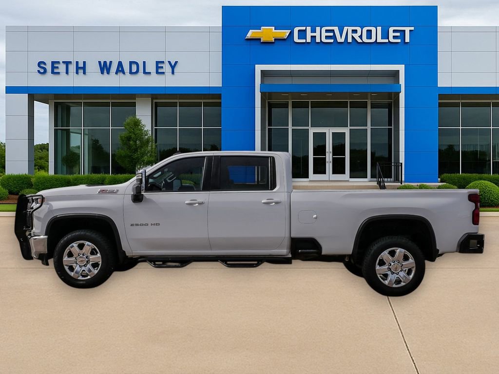 Used 2023 Chevrolet Silverado 2500 LT w/ Convenience Package image 4