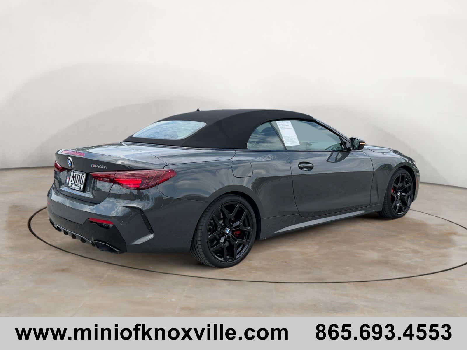 Used 2026 BMW M440i Convertible RWD image 3