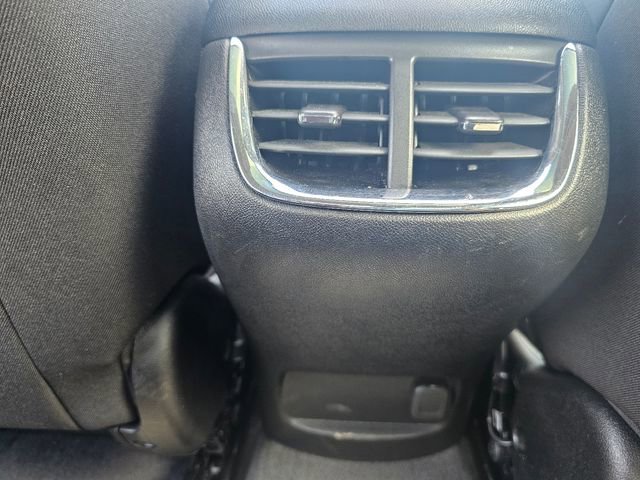 Used 2024 Chevrolet Malibu LT FWD image 20