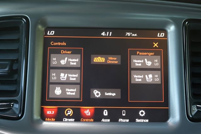 Used 2023 Dodge Challenger SXT w/ Plus Package image 21