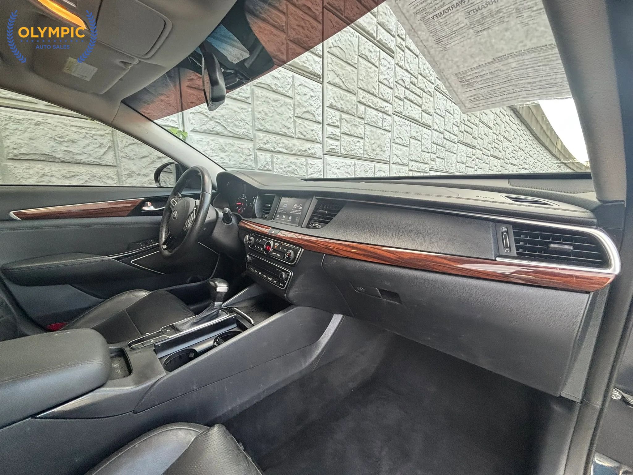 Used 2018 Kia Cadenza Premium image 19