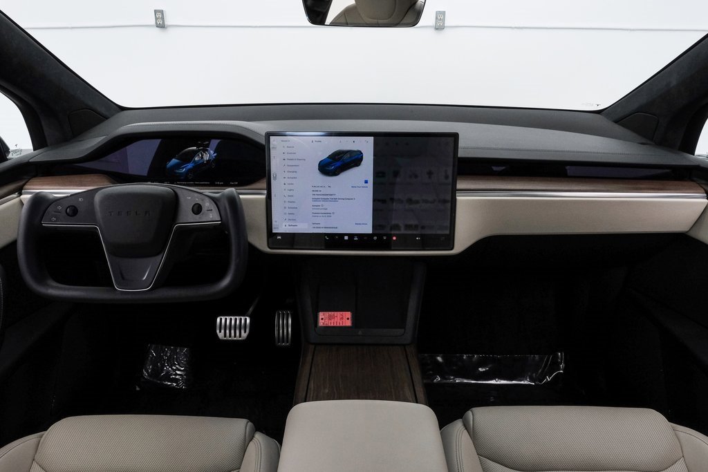 Used 2022 Tesla Model X image 21