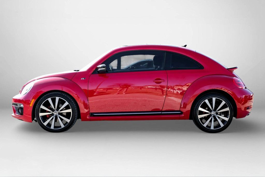 Used 2014 Volkswagen Beetle R-Line image 9