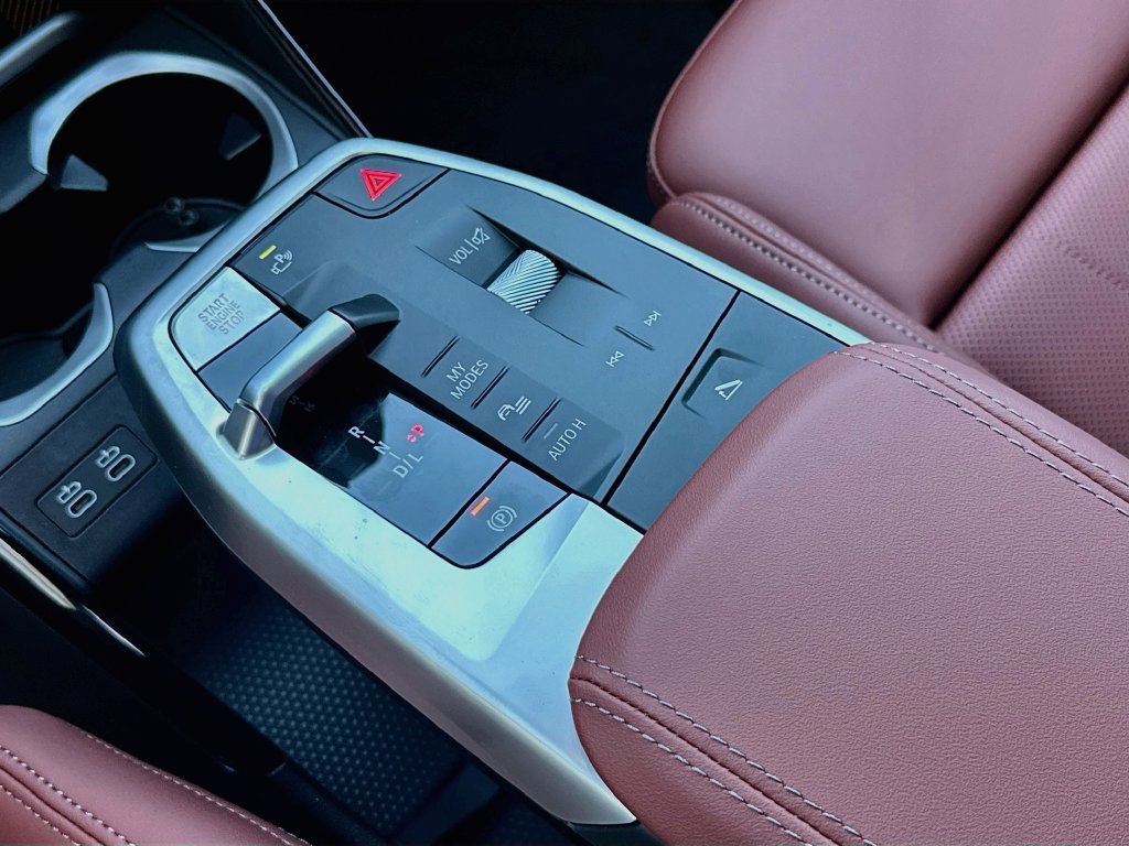 New 2027 BMW X1 xDrive28i AWD/4WD image 17