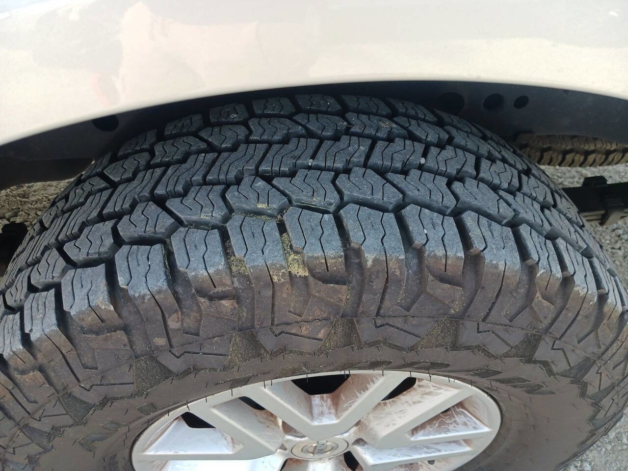 Used 2015 Nissan Frontier SV w/ SV Value Truck Package image 17