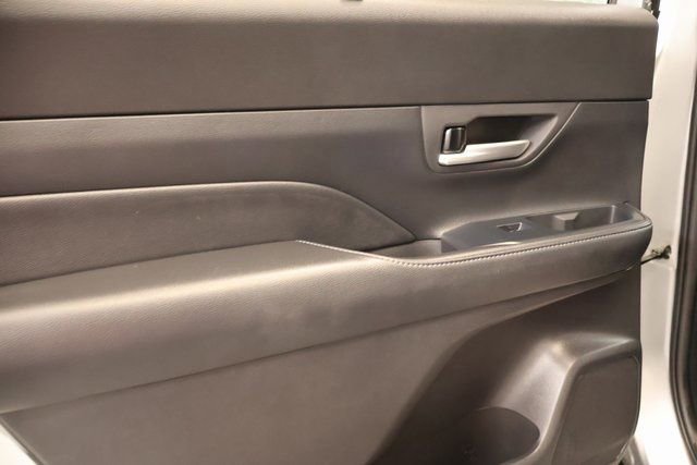 Certified 2024 Toyota Grand Highlander XLE image 29