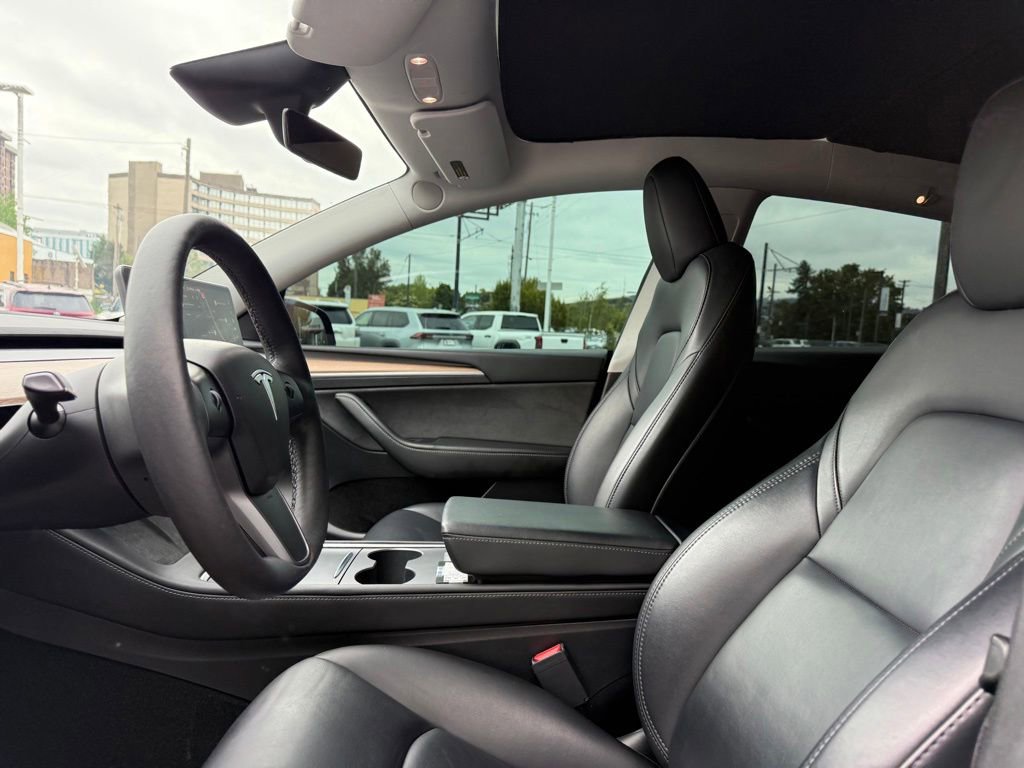 Used 2023 Tesla Model Y Long Range AWD/4WD image 12