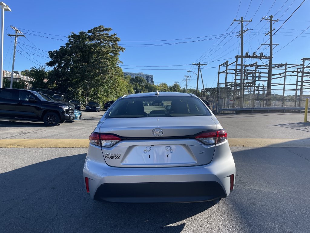 Certified 2024 Toyota Corolla LE FWD image 4