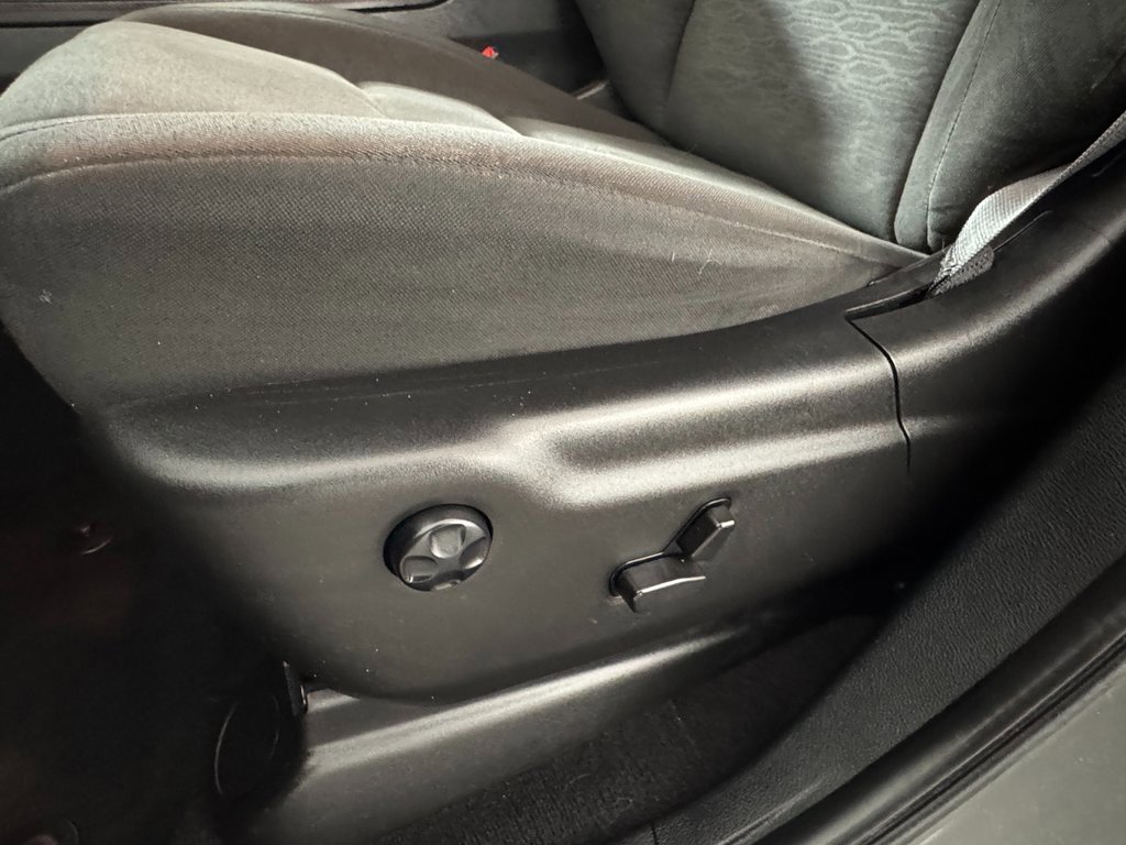 Used 2023 Dodge Durango GT image 36