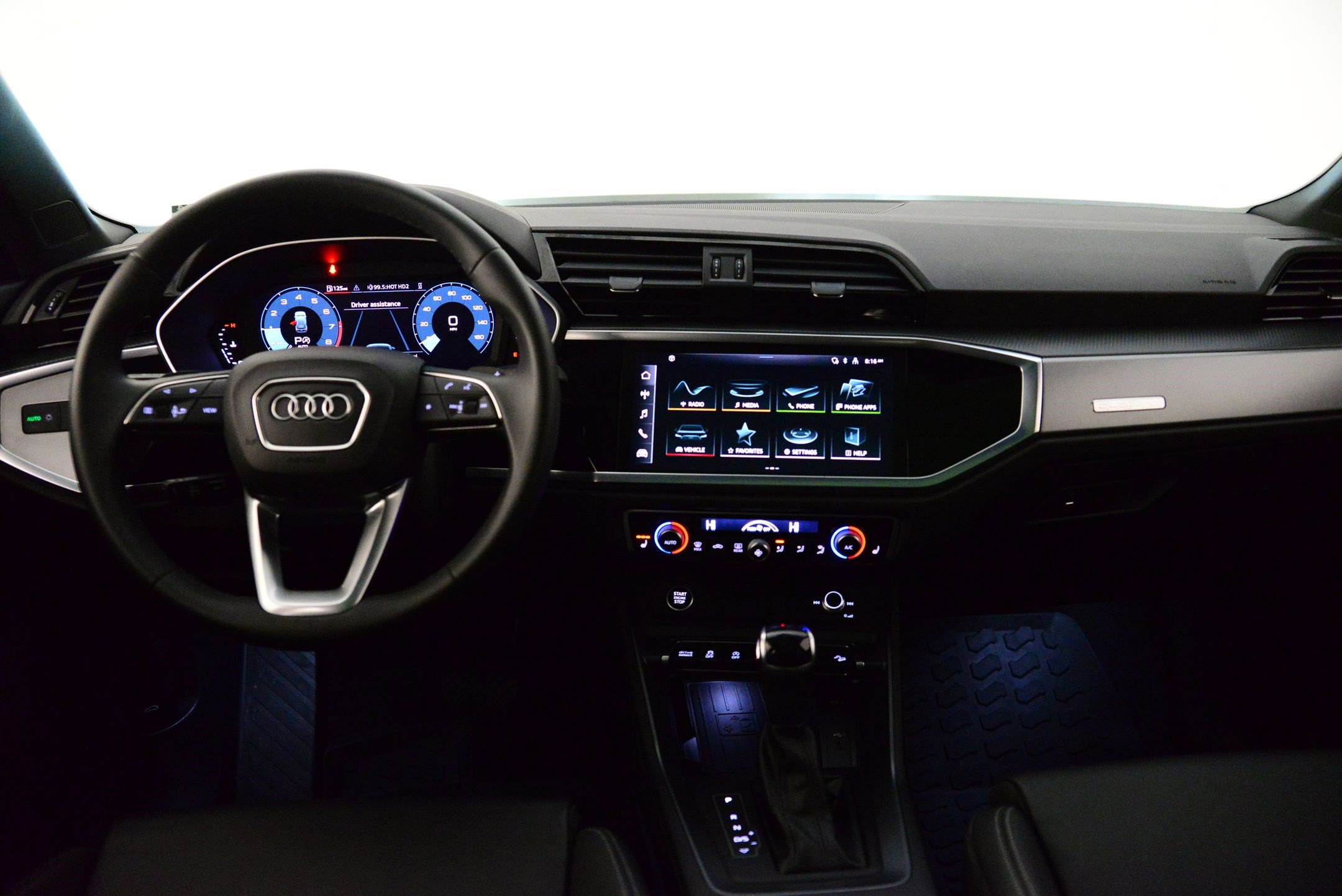 Certified 2025 Audi Q3 2.0T Premium w/ Convenience Package image 13