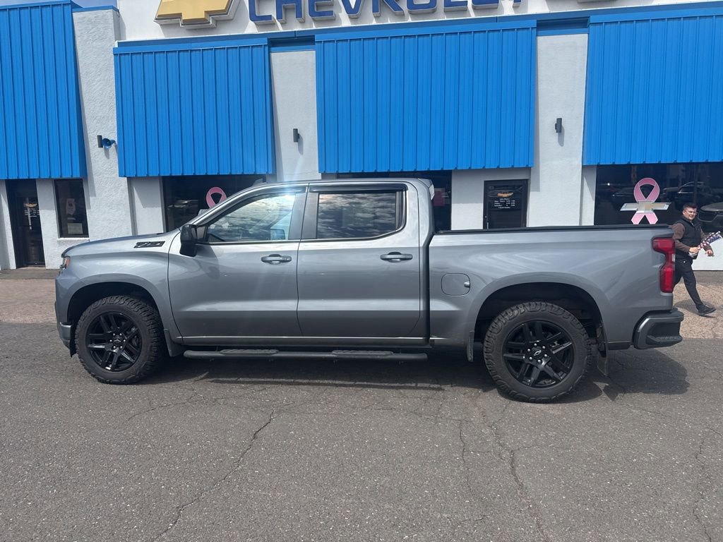 Certified 2022 Chevrolet Silverado 1500 RST w/ LPO, Blackout Package AWD/4WD image 15
