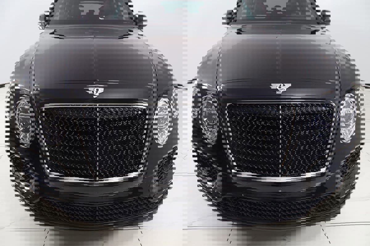 Used 2019 Bentley Bentayga image 57