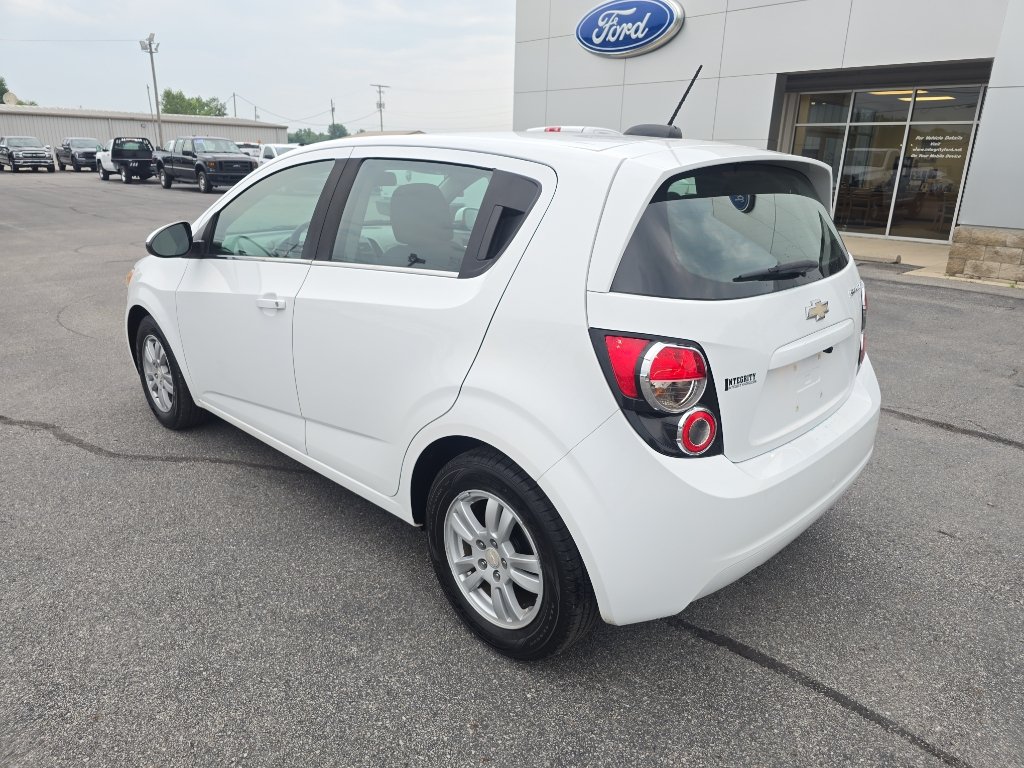 Used 2016 Chevrolet Sonic LT FWD image 8