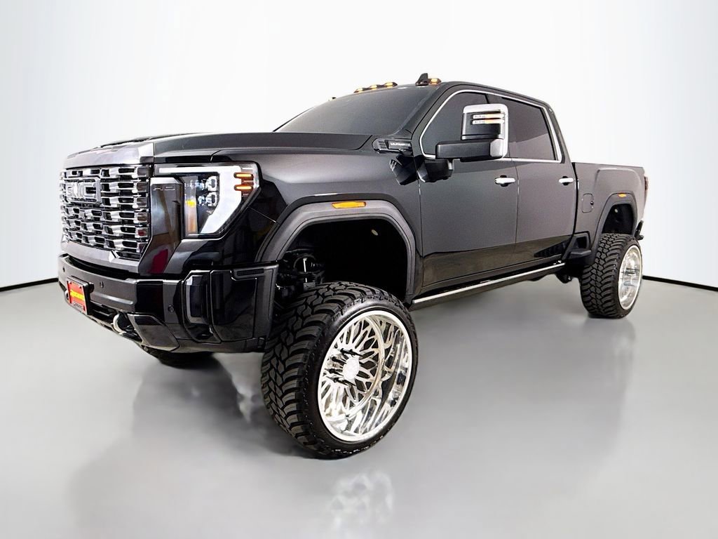 Used 2024 GMC Sierra 2500 Denali Ultimate image 3