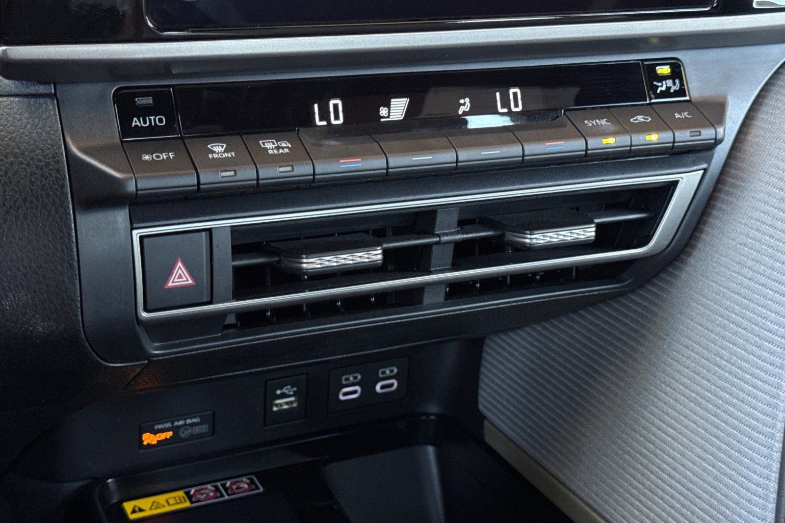 Used 2026 Toyota Camry SE FWD image 20