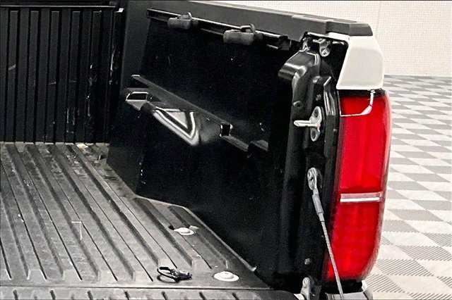 Used 2024 Toyota Tacoma SR image 27