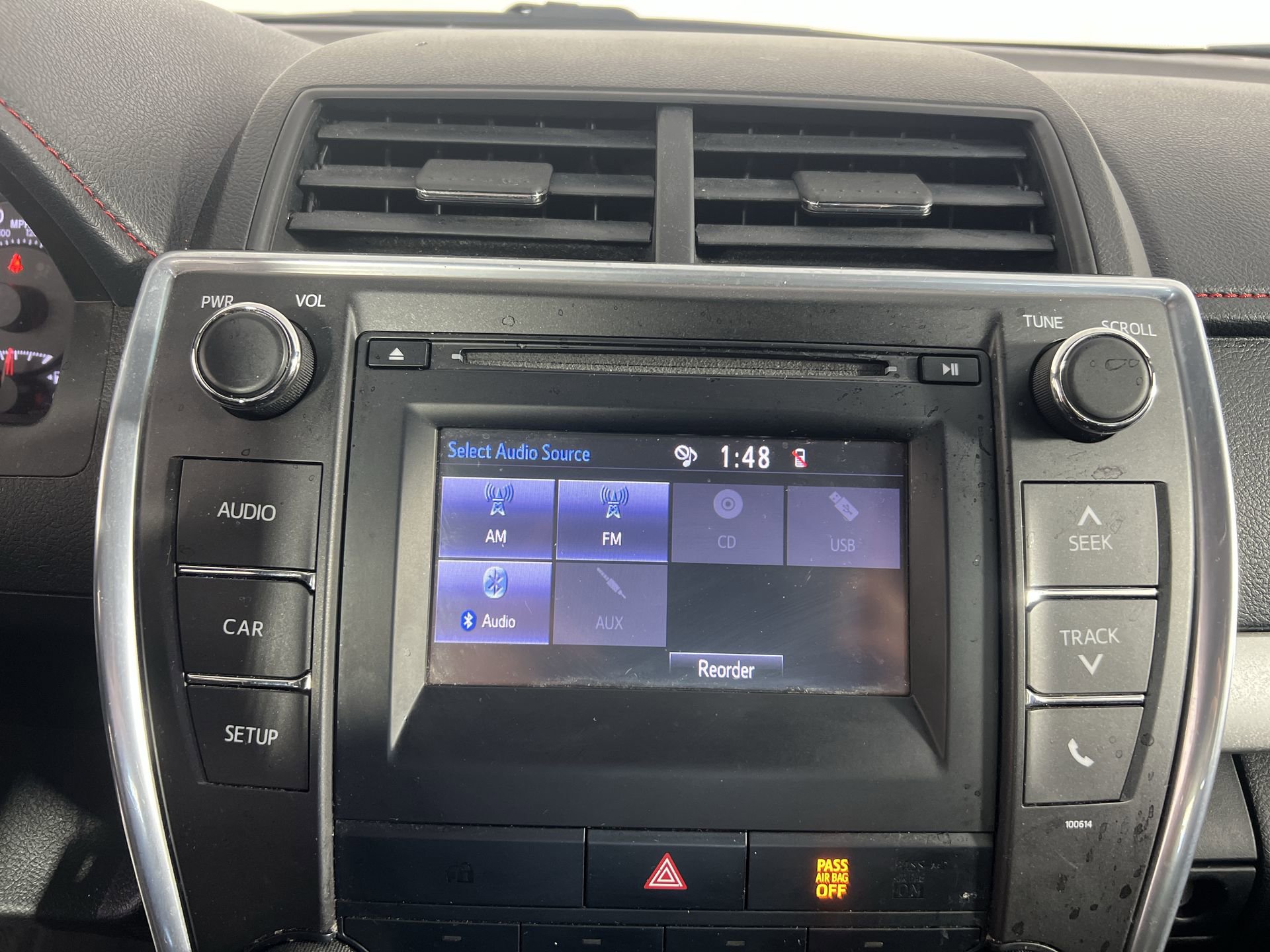 Used 2016 Toyota Camry SE FWD image 28