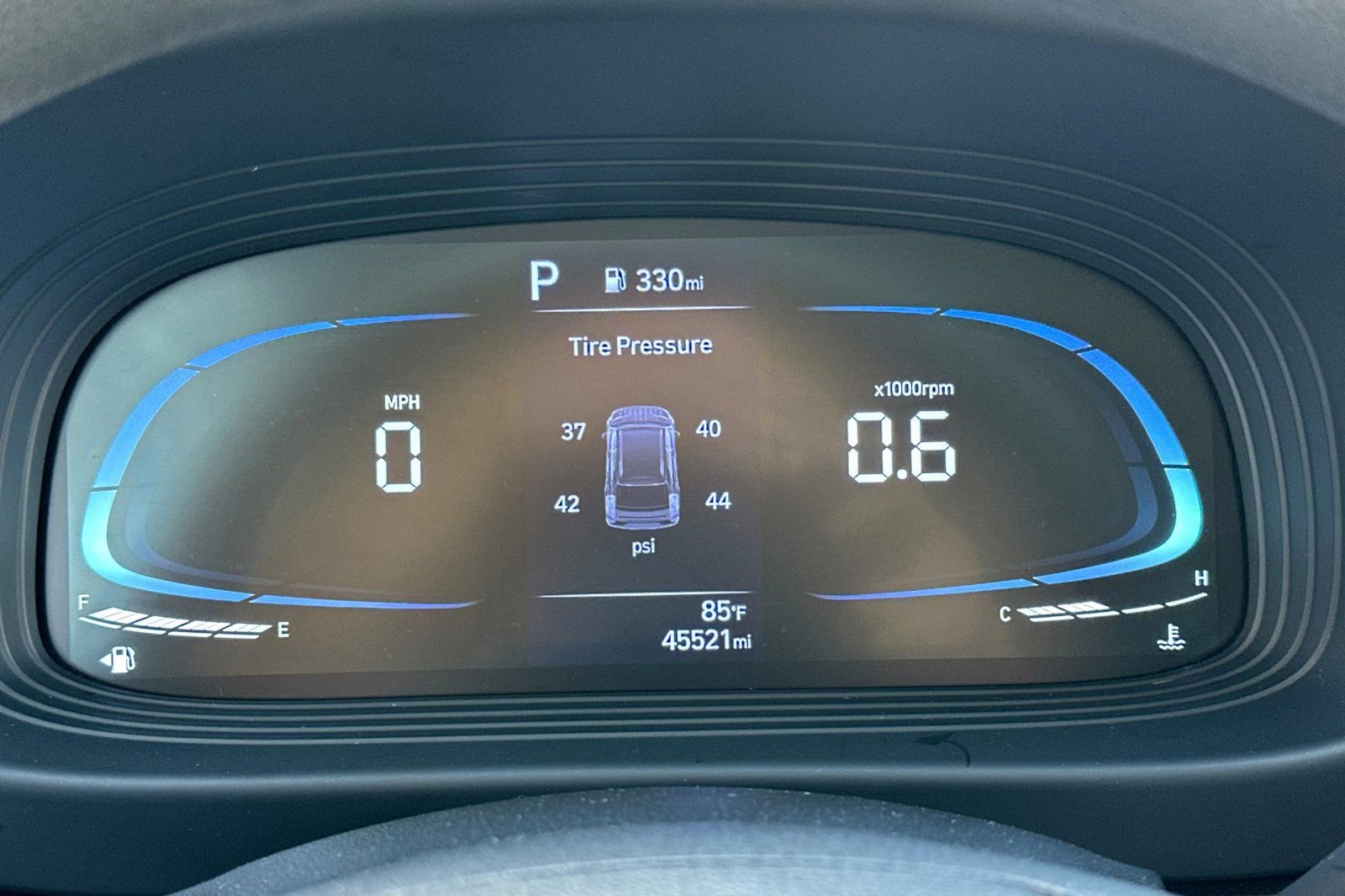 Used 2024 Hyundai Venue SE image 23