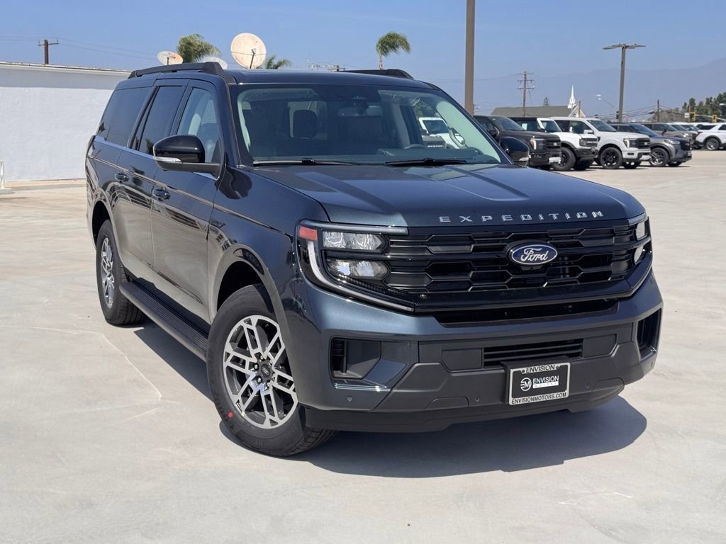 New 2026 Ford Expedition Max Active image 2