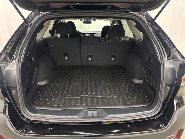 Used 2022 Subaru Outback Premium image 20