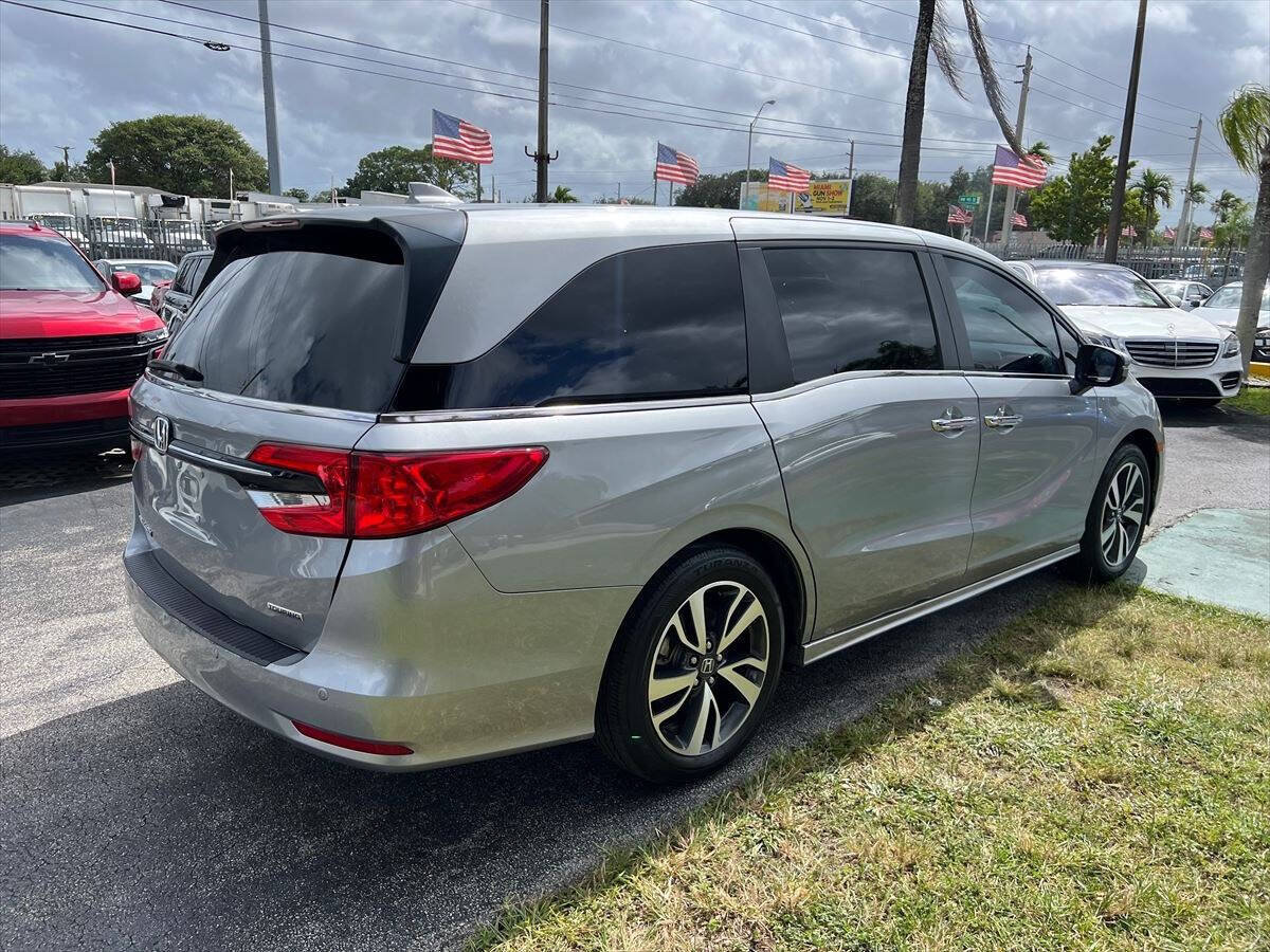 Used 2024 Honda Odyssey Touring image 5