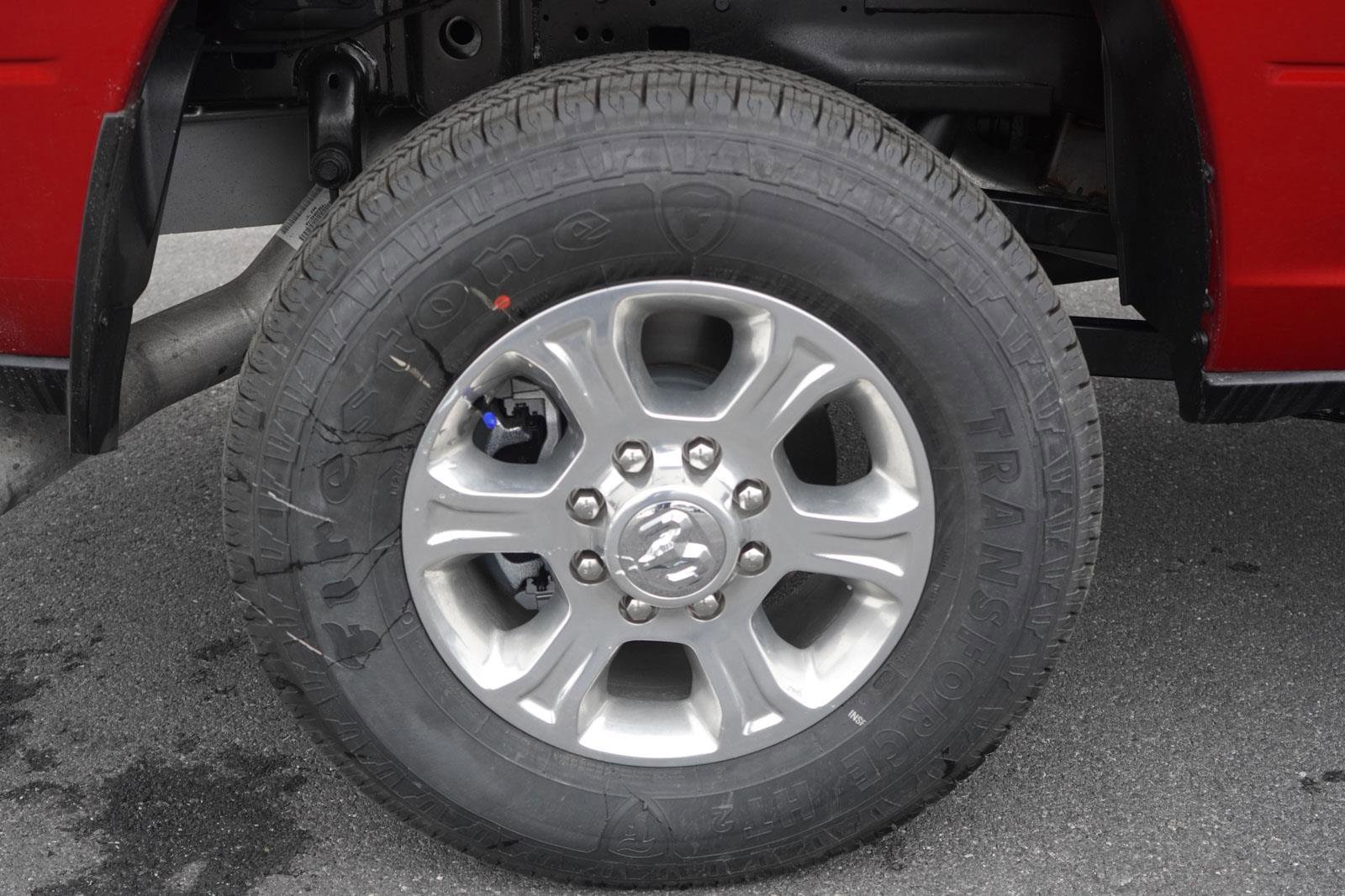 New 2026 RAM 2500 Big Horn AWD/4WD image 12