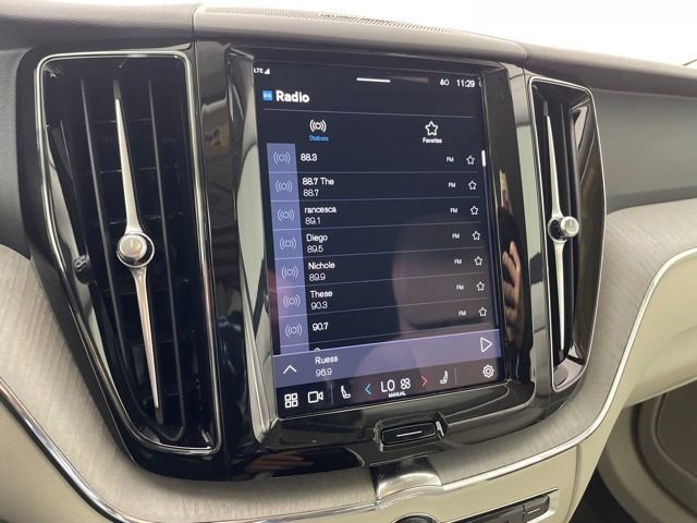 Certified 2024 Volvo XC60 T8 Plus w/ Protection Package image 25