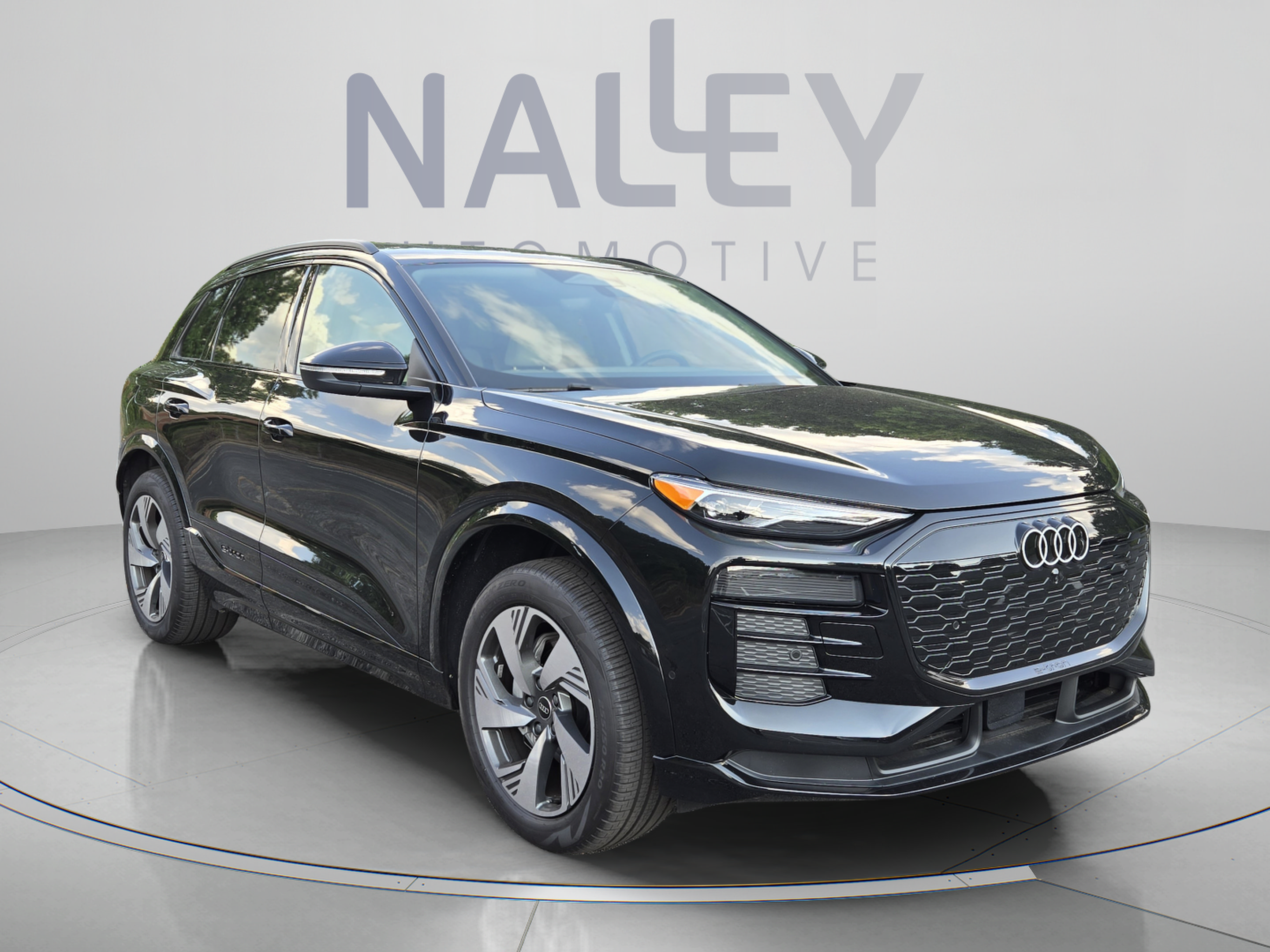 New 2025 Audi Q6 e-tron Premium AWD/4WD image 7