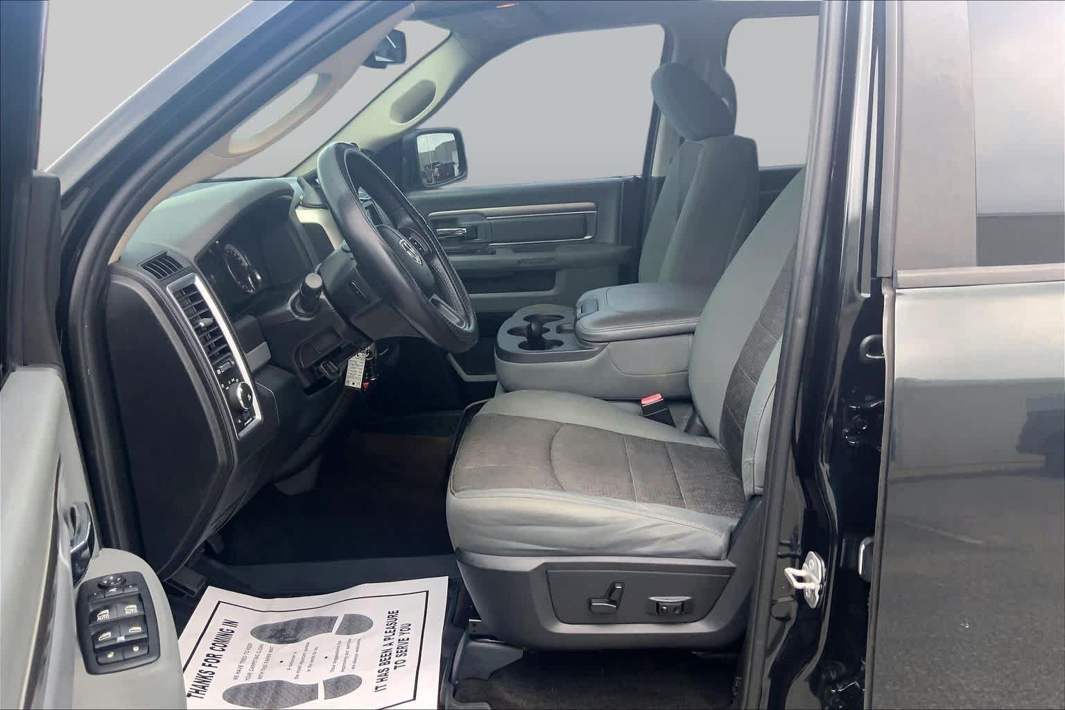 Used 2016 RAM 1500 Big Horn RWD image 8