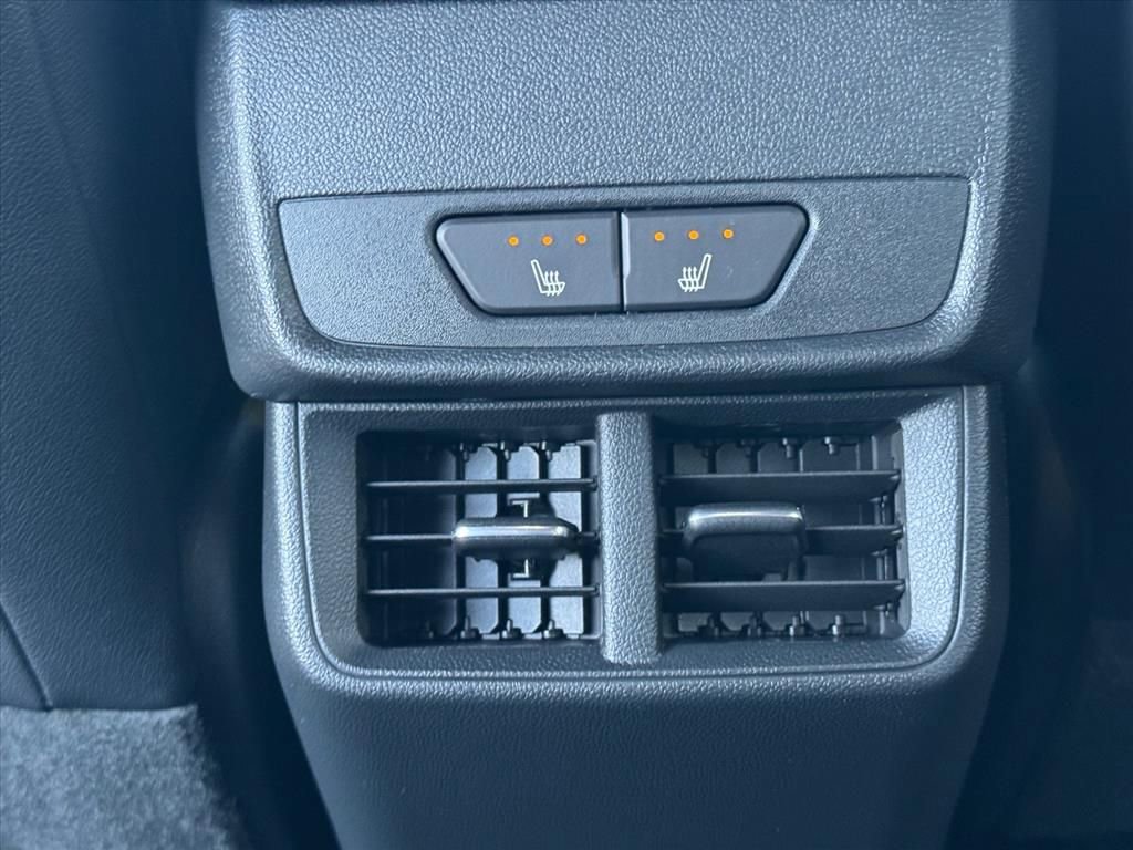 New 2026 Chevrolet Equinox ACTIV w/ Convenience Package III image 10