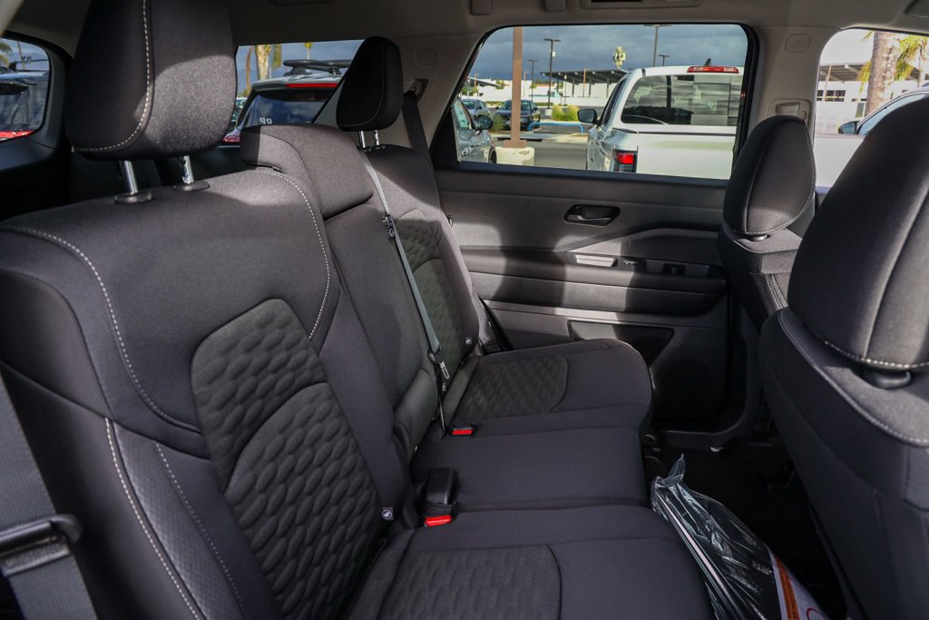 New 2026 Nissan Pathfinder SV FWD image 18