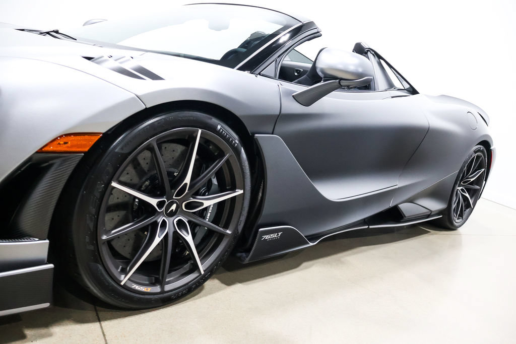 Used 2022 McLaren 765LT RWD image 50