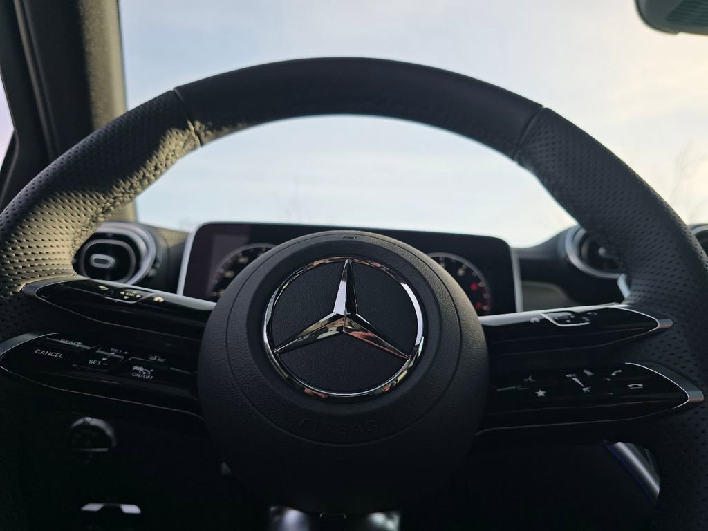 New 2026 Mercedes-Benz GLC 300 4MATIC image 27