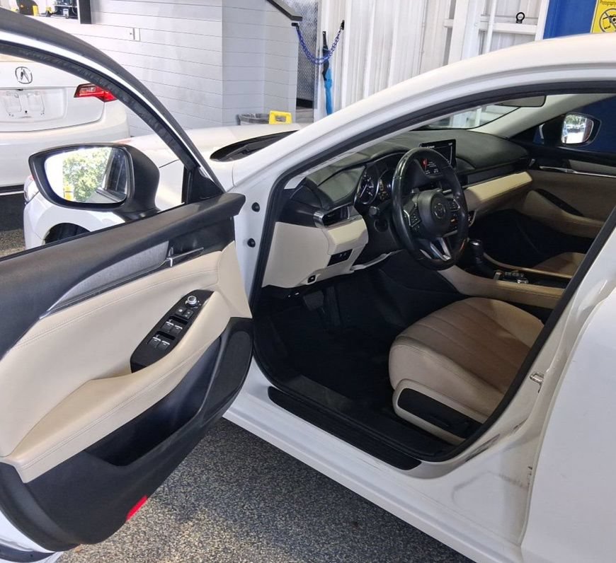 Used 2019 MAZDA MAZDA6 Touring FWD image 2