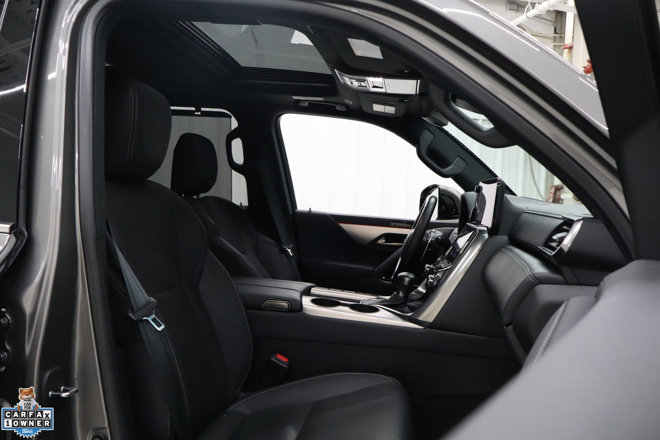 Used 2024 Lexus LX 600 F Sport image 36