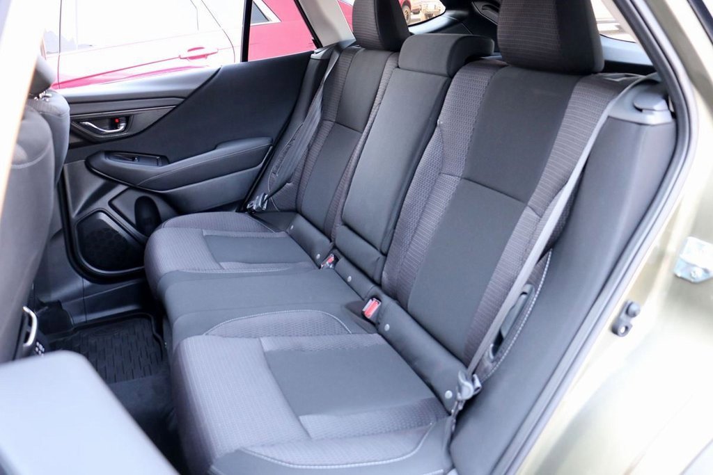 Used 2025 Subaru Outback Premium image 20