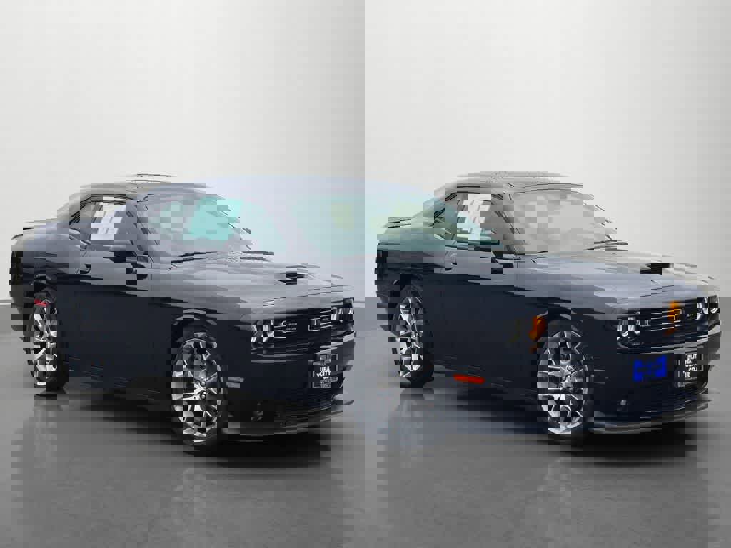 Used 2022 Dodge Challenger GT image 8