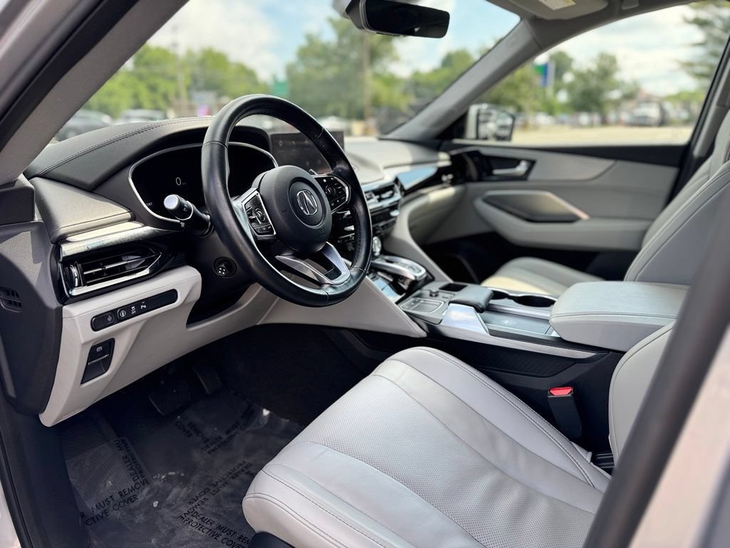 Used 2023 Acura MDX w/ Technology Package AWD/4WD image 15